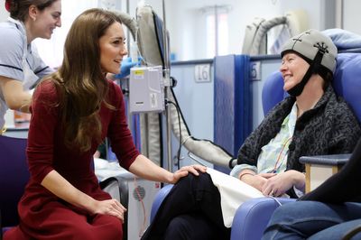 Kate comforts cancer patients on return to Royal Marsden Hospital