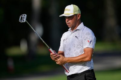 Gary Woodland had a surprise passenger on his island flight to Hawaii