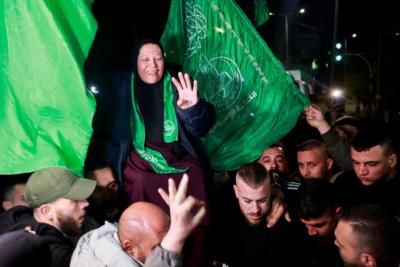 Hamas Delays Response To Hostage-Ceasefire Deal Draft