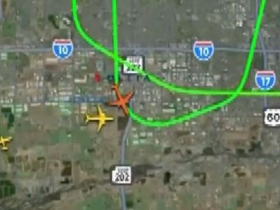 Two planes nearly collide in skies over Phoenix with 400 passengers onboard