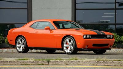 We Are Baffled By This 1-Mile 2009 Dodge Challenger