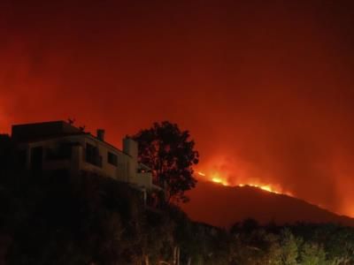 Coulson Aviation Supports California Firefighting Efforts