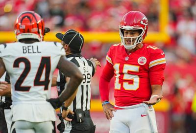 Will Patrick Mahomes play this week? Injury updates for Chiefs QB