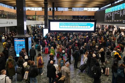 London travel news LIVE: Euston chaos after person hit by train in Milton Keynes