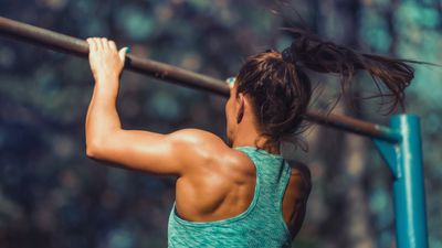 Can't do pull-ups? I’m a personal trainer, and here's the one hack you need to try