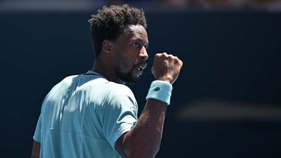 Tennis Mailbag: 2025 Australian Open Brings Upsets and Impressive Veteran Showings