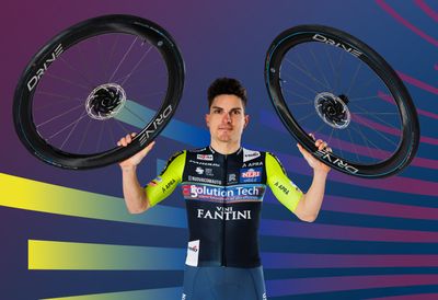 Team Solution Tech - Vini Fantini partners with Chinese carbon wheel brand for 2025