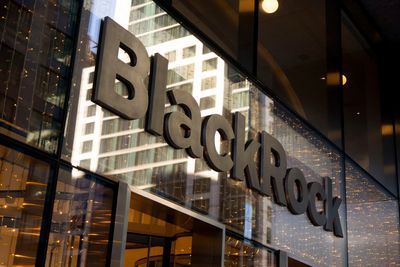 BlackRock, Vanguard and State Street own huge amounts of bank shares—but only one agrees with FDIC policy on undue influence