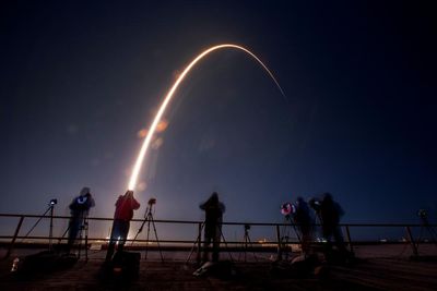 SpaceX launches two lunar landers to the moon