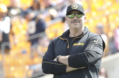 Steelers OC Arthur Smith completes head coach interview with Bears