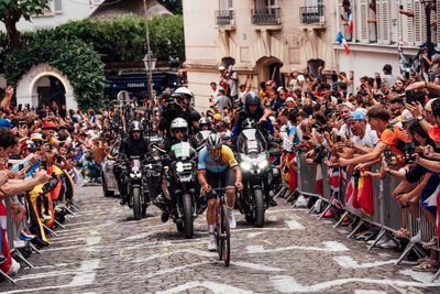 Tour de France could copy the Paris Olympics and spice up Champs-Elysées procession stage with hilly circuit around Montmartre