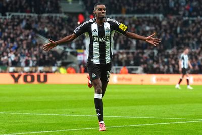 Alexander Isak on target again as in-form Newcastle beat Wolves