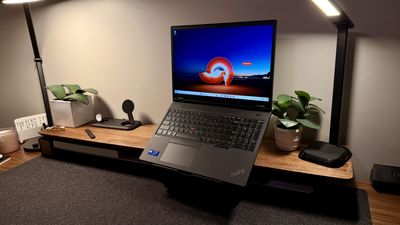 Lenovo ThinkPad P16v Gen 2 mobile workstation review