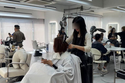 Illegal foreign hairdressers arrested in Bangkok