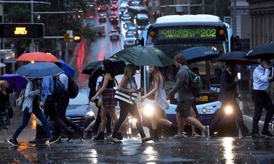 New weather system to strike eastern Australia with strong winds and rain