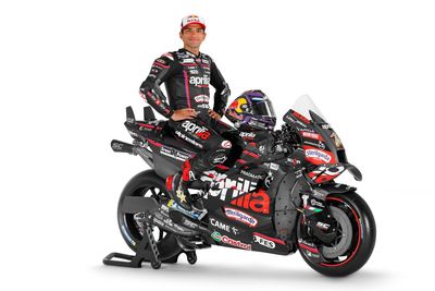 Martin chooses #1 for MotoGP title defence as Aprilia unveils 2025 bike