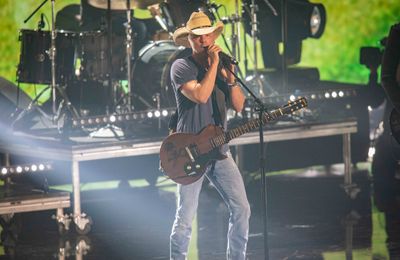 Kenny Chesney announces residency at The Sphere