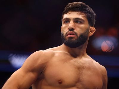 Arman Tsarukyan Net Worth, Career Earnings & Endorsements