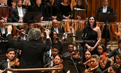 Simón Bolívar Symphony Orchestra/Dudamel review – epic Mahler is exhilarating but overwhelming