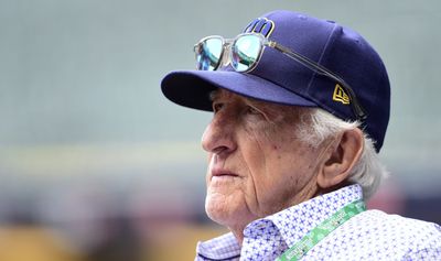 Bob Uecker’s final Brewers call before his death was so heartbreaking