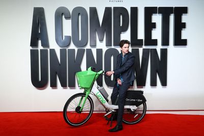 Chalamet fined for not parking bike