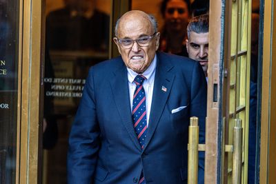 Giuliani bails on date with court