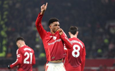 Amad Diallo’s rescue job distracts from another awful Manchester United performance