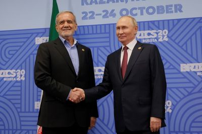 Russia And Iran To Sign 'Partnership' Pact