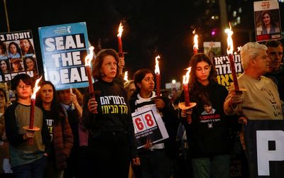 Gaza ceasefire to begin on Sunday as Israel approves deal to free hostages in exchange for prisoners