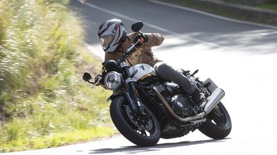 Triumph’s New Speed Twin 1200 Is a Master of Deception