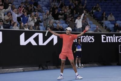 American Teen Upsets Medvedev In Australian Open Thriller