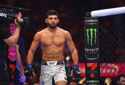 Arman Tsarukyan Record: UFC Lightweight Boasts 22-3 Resumé