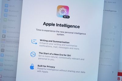 Apple pauses AI-generated news alerts over inaccuracy issues