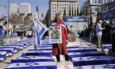 ‘A mix of emotions’: truce supporters and opponents take to Israel’s streets