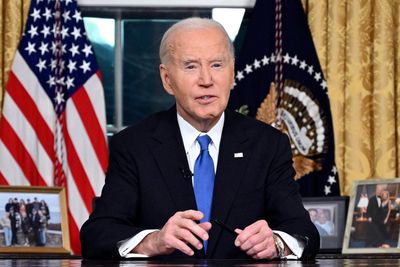 Biden sets record and commutes sentences of 2,500 non-violent drug offenders in final days as president
