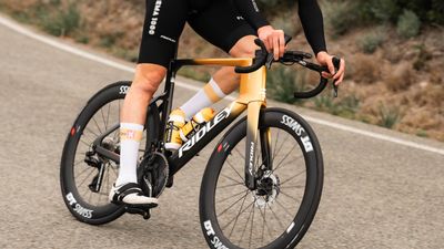 Tech of the week: a new Ridley Noah Fast, a redesigned Giant Trinity TT bike, Stinner's 'affordable' steel gravel bike and Tifosi shades for smaller faces