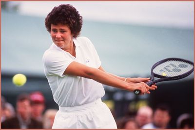 Tennis Hall of Famer Pam Shriver Says 'Most' of Her Grand Slam Trophies Stolen After Wildfire Evacuation: 'Really Sad on So Many Levels'