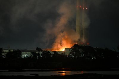 Fire reignites at California battery plant after evacuations amid toxic smoke