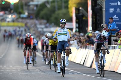 Sam Welsford wins Down Under Classic ahead of final corner crash