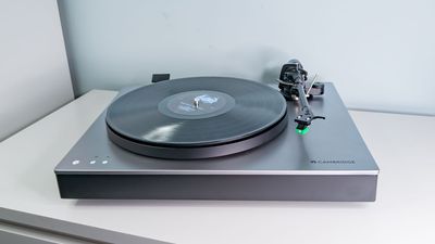 I just tested this turntable and it's a very good option for people getting into vinyl