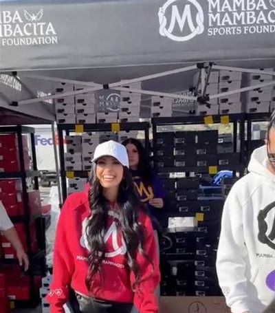 Vanessa Bryant Gifts Nike Shoes, More to LA Wildfire Victims