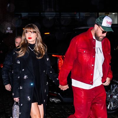 Travis Kelce has given a sweet update about Taylor Swift, and his words are going viral