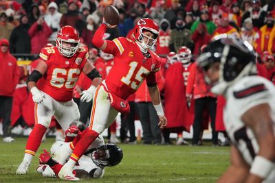 Instant analysis: Patrick Mahomes, Travis Kelce lead Chiefs to victory over Texans