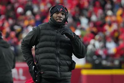 DeMeco Ryans suggested the Texans knew the Chiefs would get favorable calls