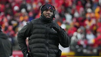 DeMeco Ryans Echoed Blunt Phrase on Controversial Calls Favoring Chiefs, Patrick Mahomes