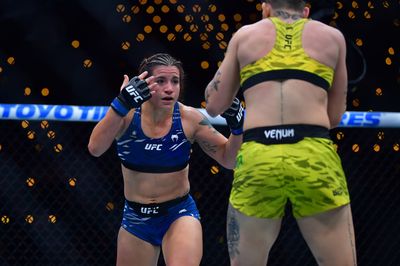 Ailin Perez def. Karol Rosa at UFC 311: Best photos