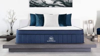 Not many mattresses actually feel cool to the touch − this one does