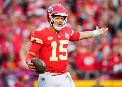 Chiefs QB Patrick Mahomes details his falling touchdown pass: ‘Glad that Trav was in that spot’