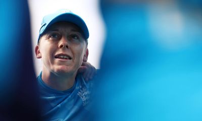 Women’s Ashes: Knight backs England’s T20 strength in rescue mission