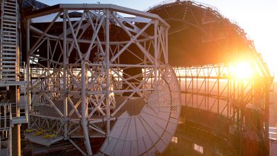 World's largest telescope gets its protective shell (photos)